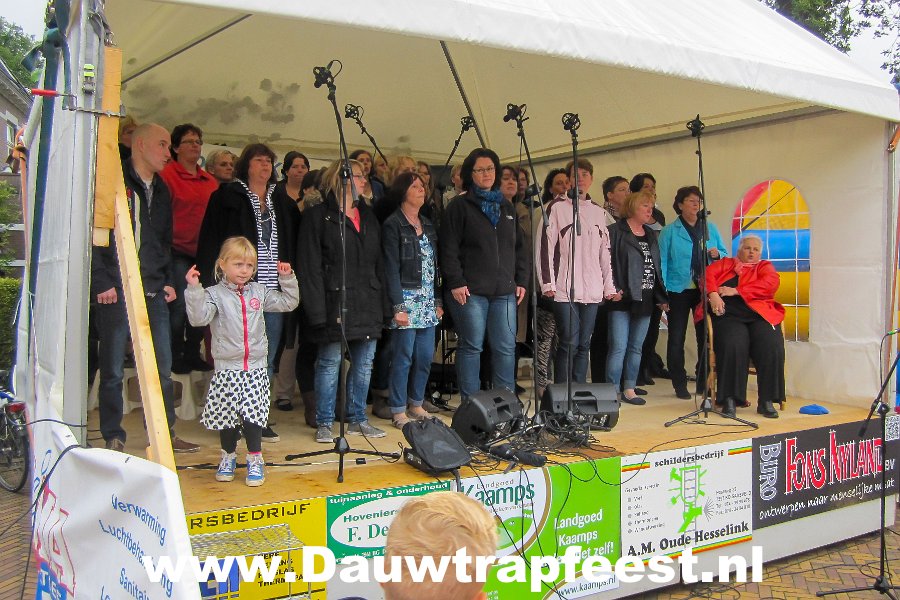 63 IMG 8977 Dauwtrapfeest 2014 DezeFoto
